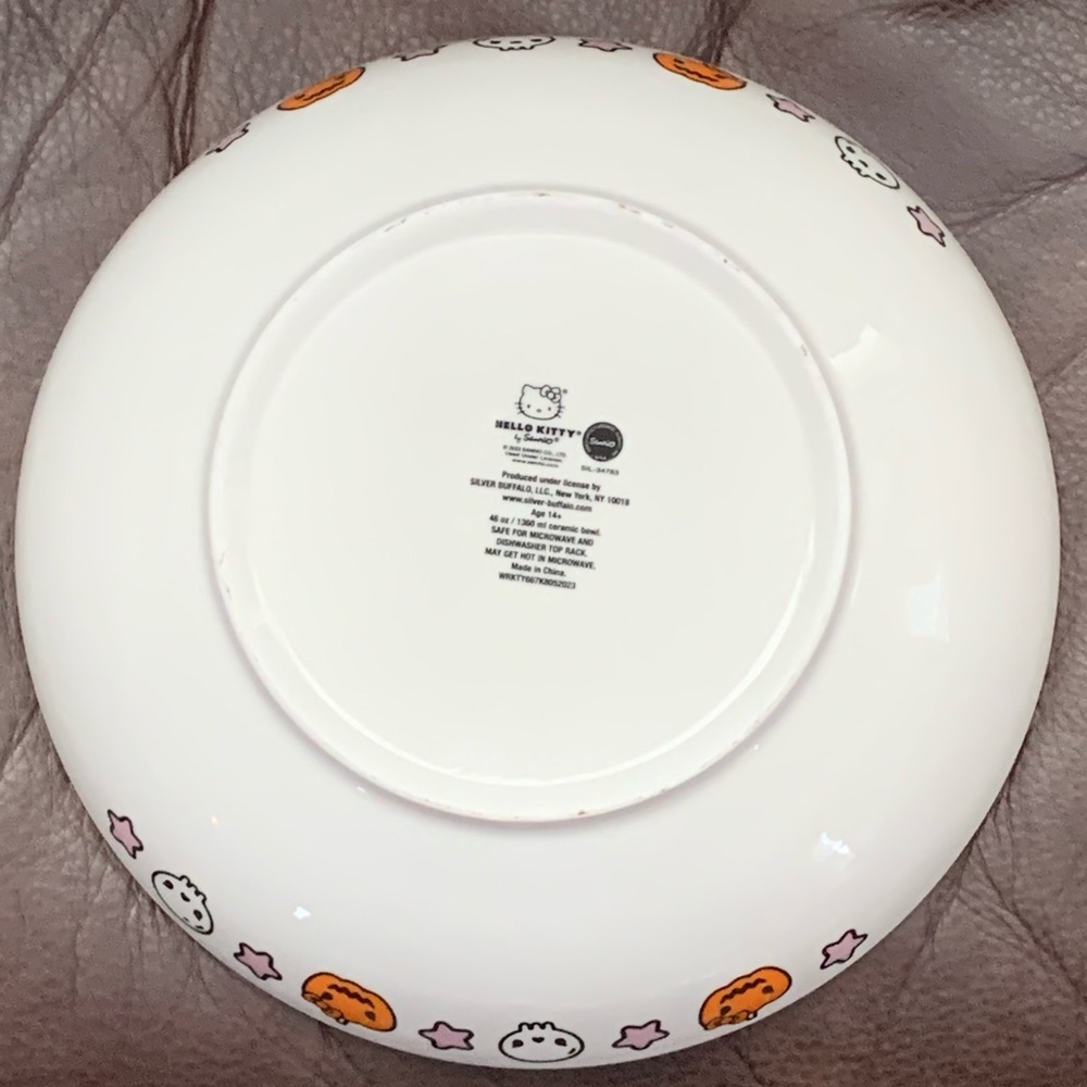Hello Kitty Witch on Broom 46oz Ceramic Halloween Bowl - Stars Pumpkin Skull - Picture 7 of 9